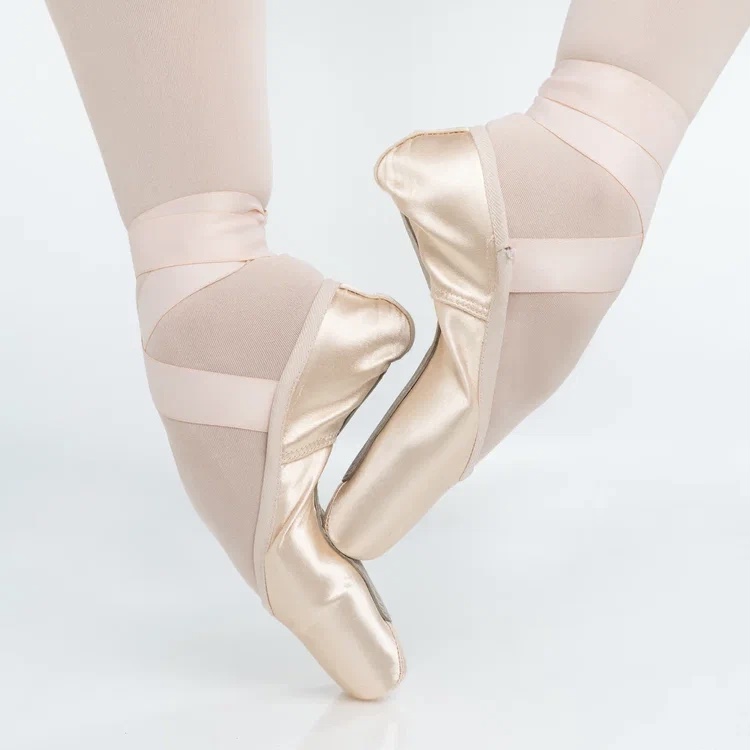 Pointe shoes JW-R collection